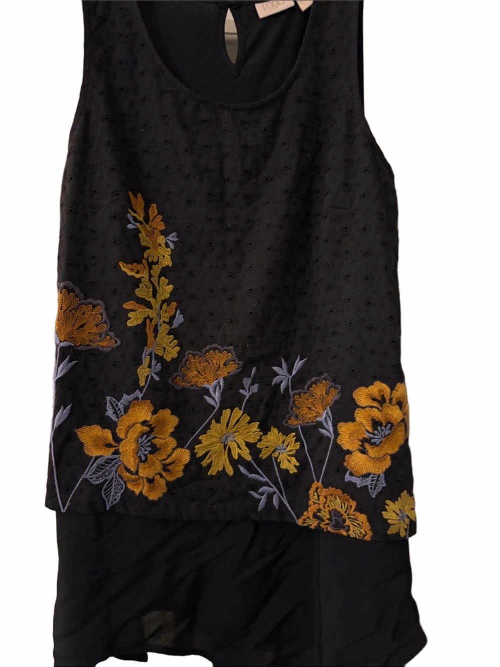 Logo lavish by Lori Goldstein black eyelet embroidered top gold, amber, floral S